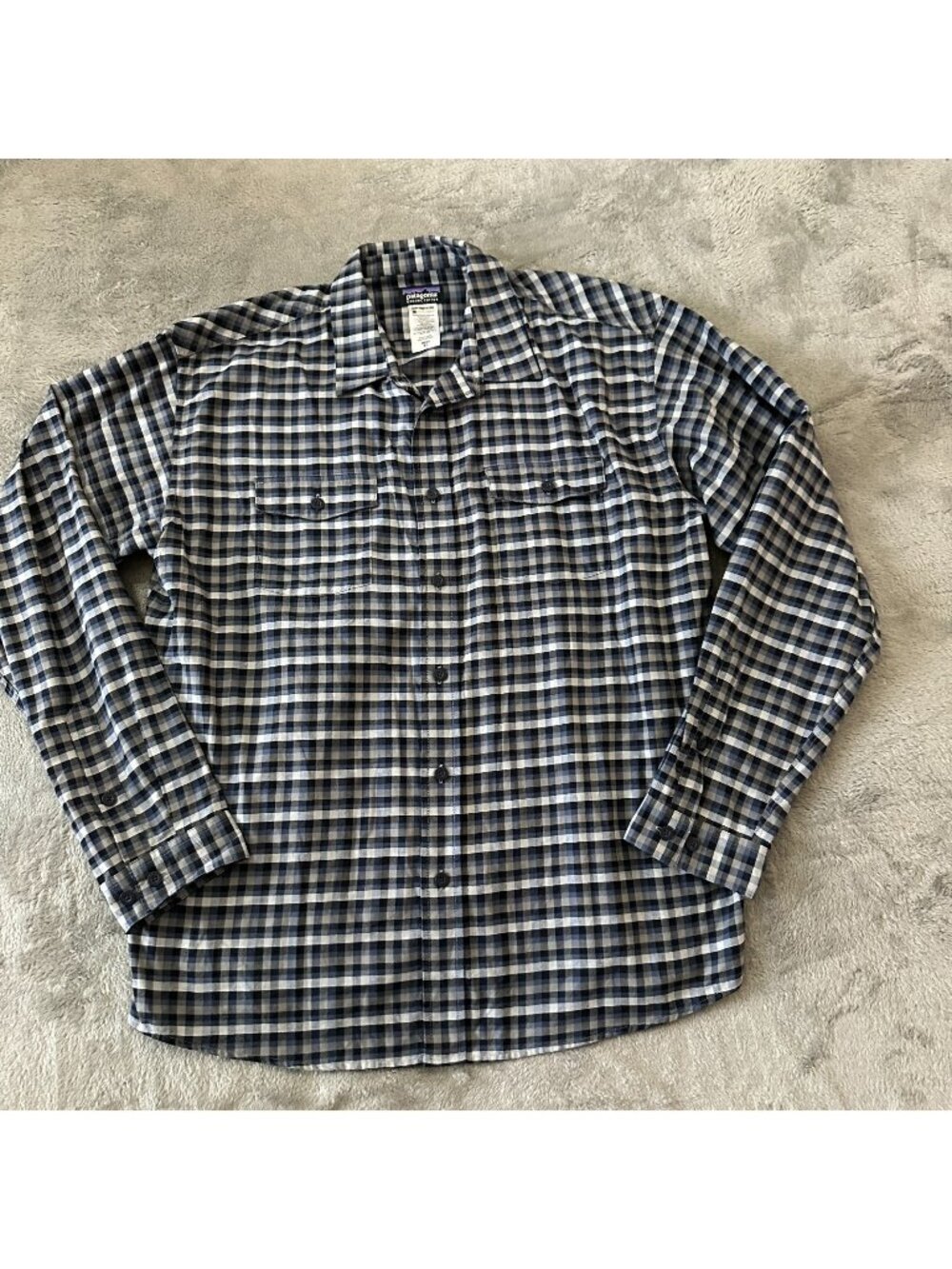 Patagonia Men's Plaid Long Sleeve Button Up Shirt XL Blue Outdoor Hiking